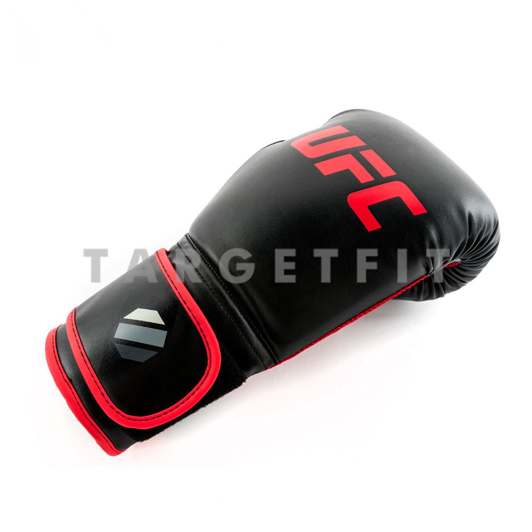 UFC Muay Thai Style Training Gloves 10 oz - Image 3
